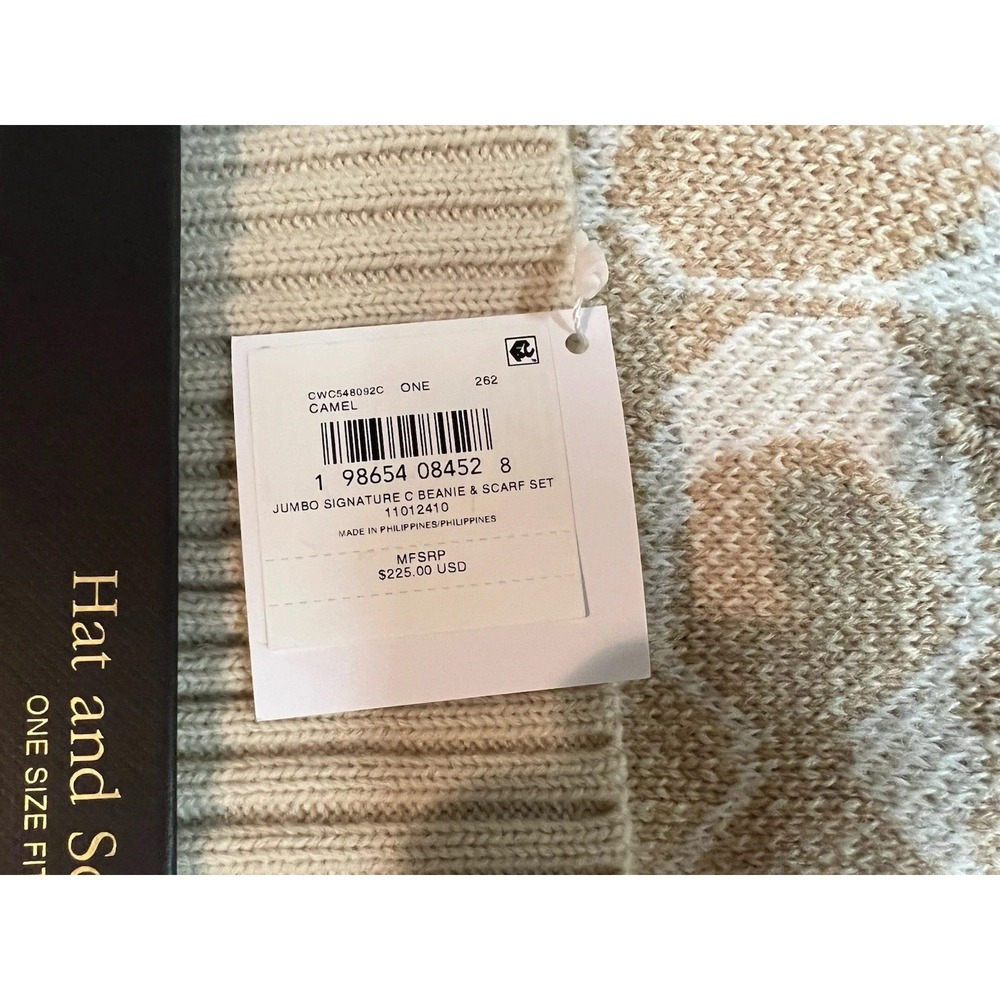COACH‎ Jumbo Signature C Logo Scarf and Beanie Hat Gift Set Camel NWT Wool Blend - Picture 3 of 5